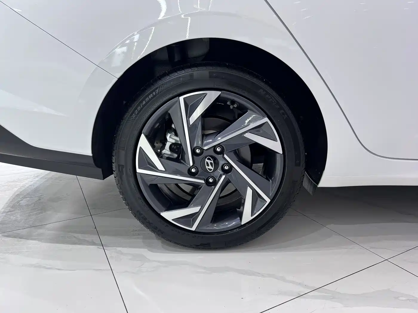 Hyundai Elantra, фото 11