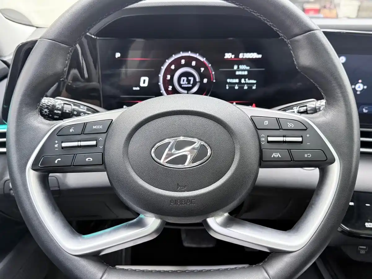 Hyundai Elantra, фото 5