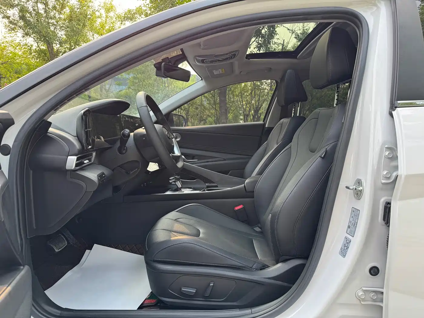 Hyundai Elantra, фото 21