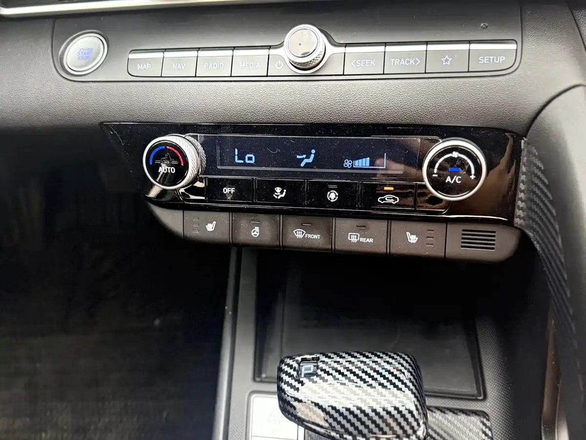 Hyundai Elantra, фото 4