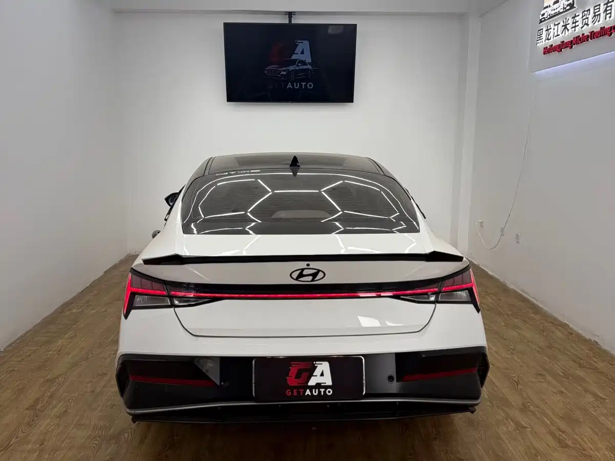 Hyundai Elantra, фото 11