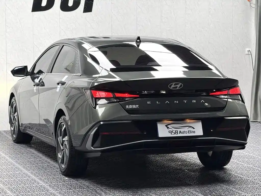 Hyundai Elantra, фото 12