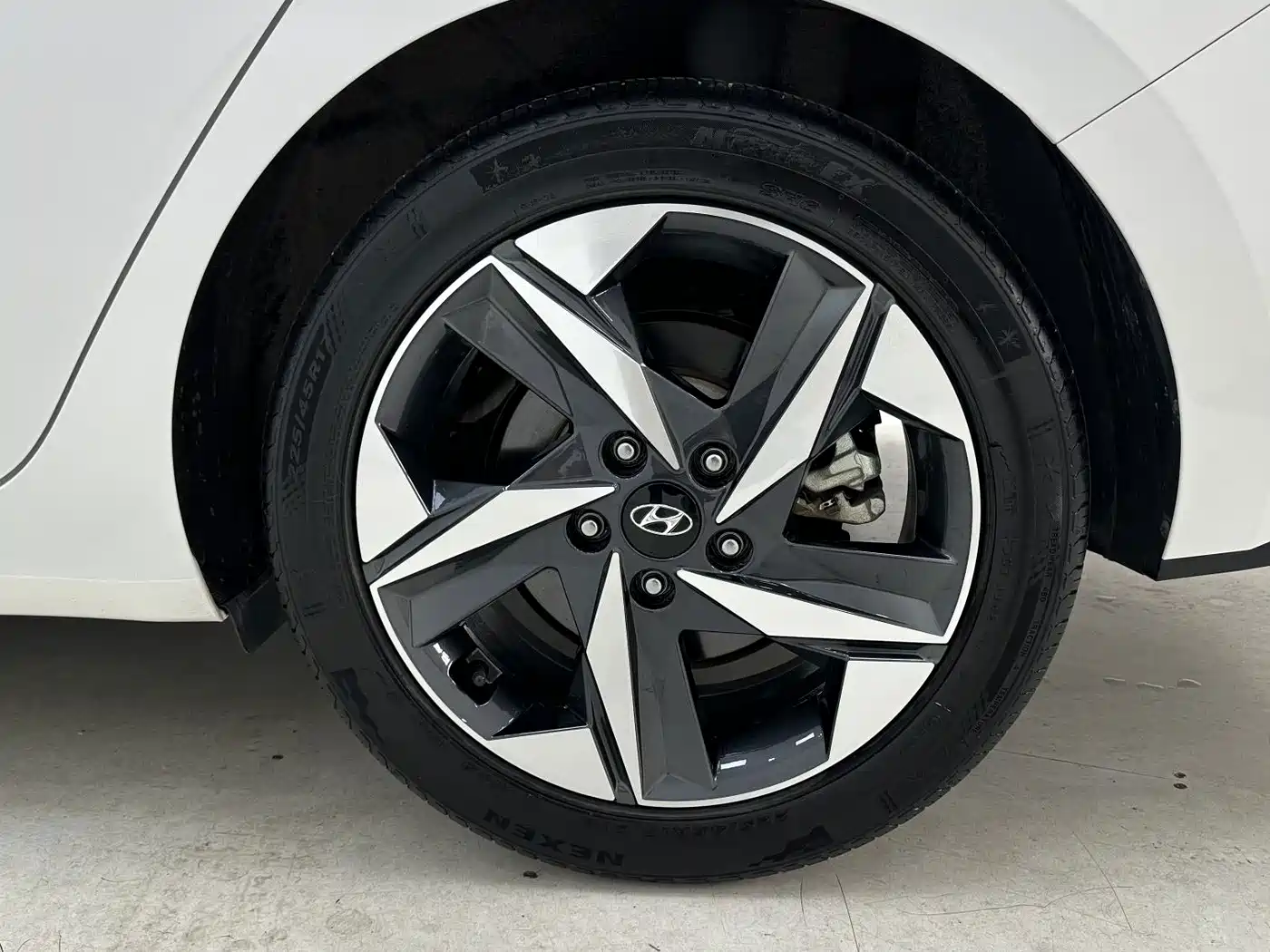 Hyundai Elantra, фото 9