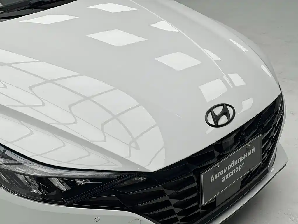 Hyundai Elantra, фото 3