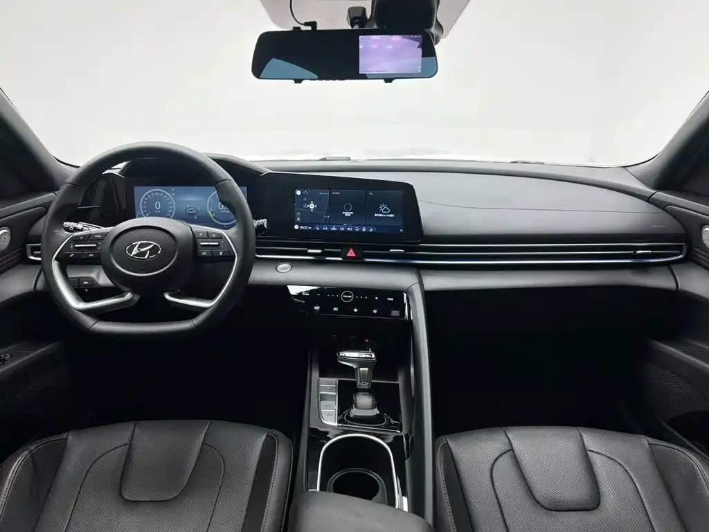 Hyundai Elantra, фото 9