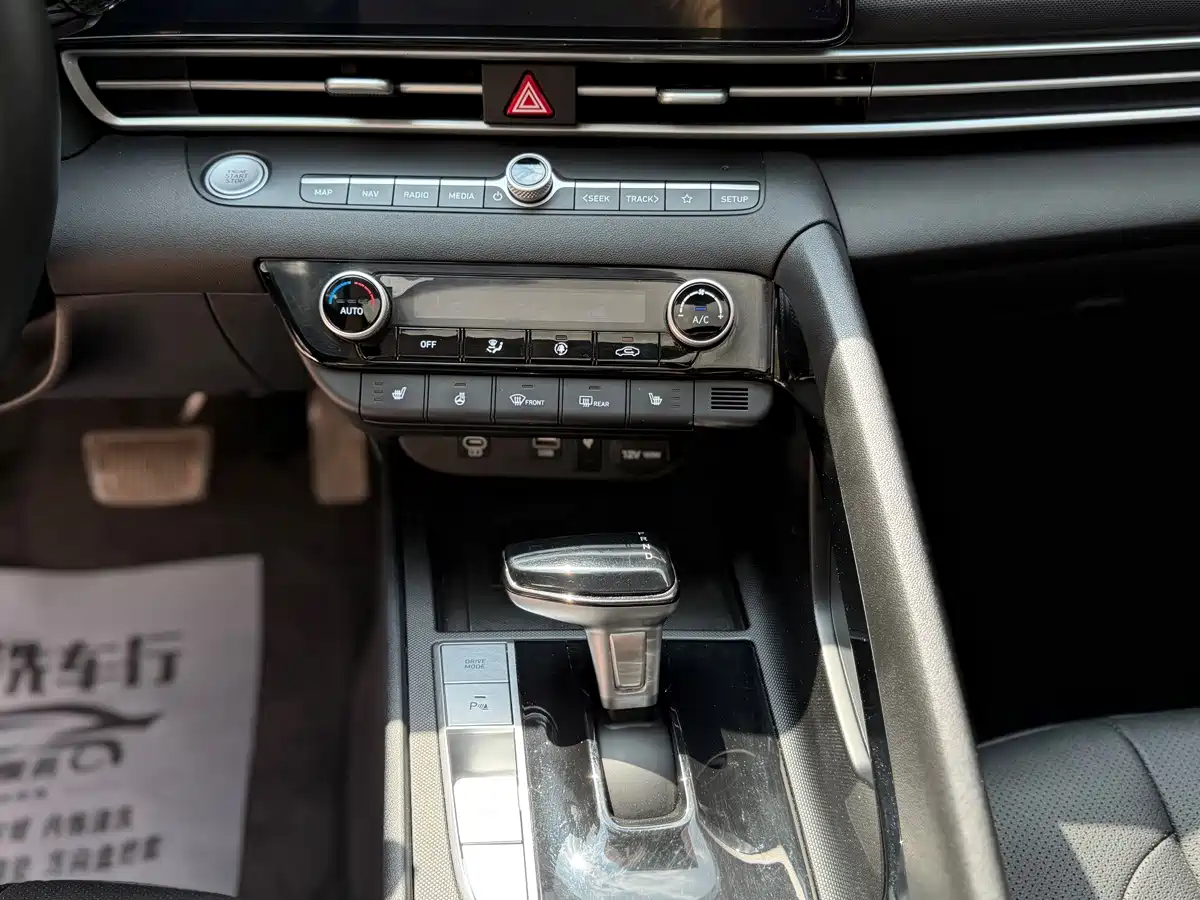 Hyundai Elantra, фото 10