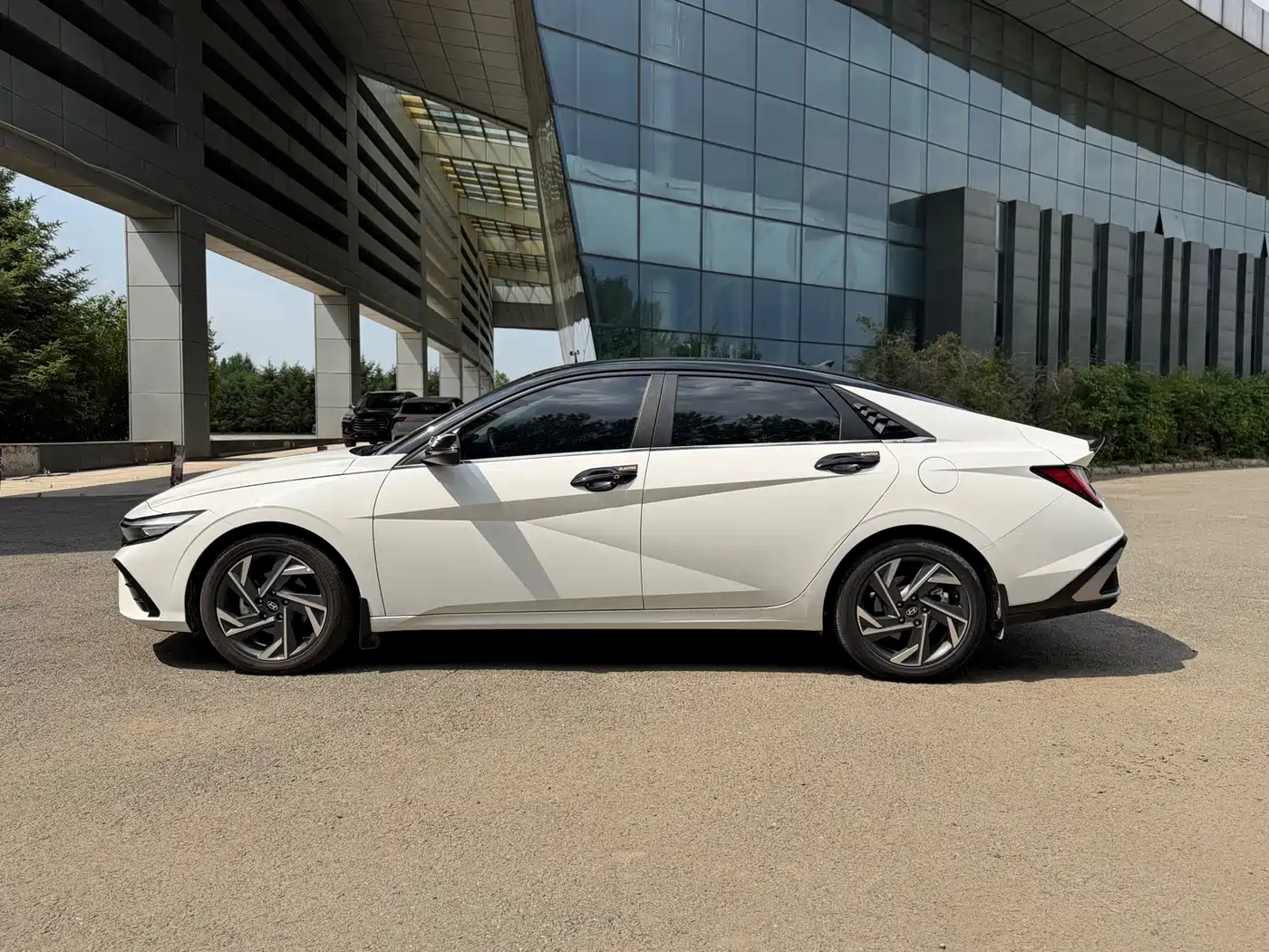 Hyundai Elantra, фото 21