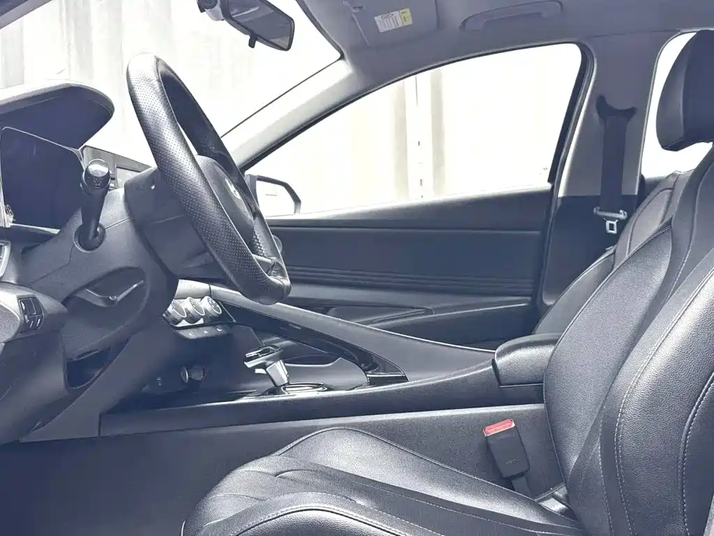 Hyundai Elantra, фото 7