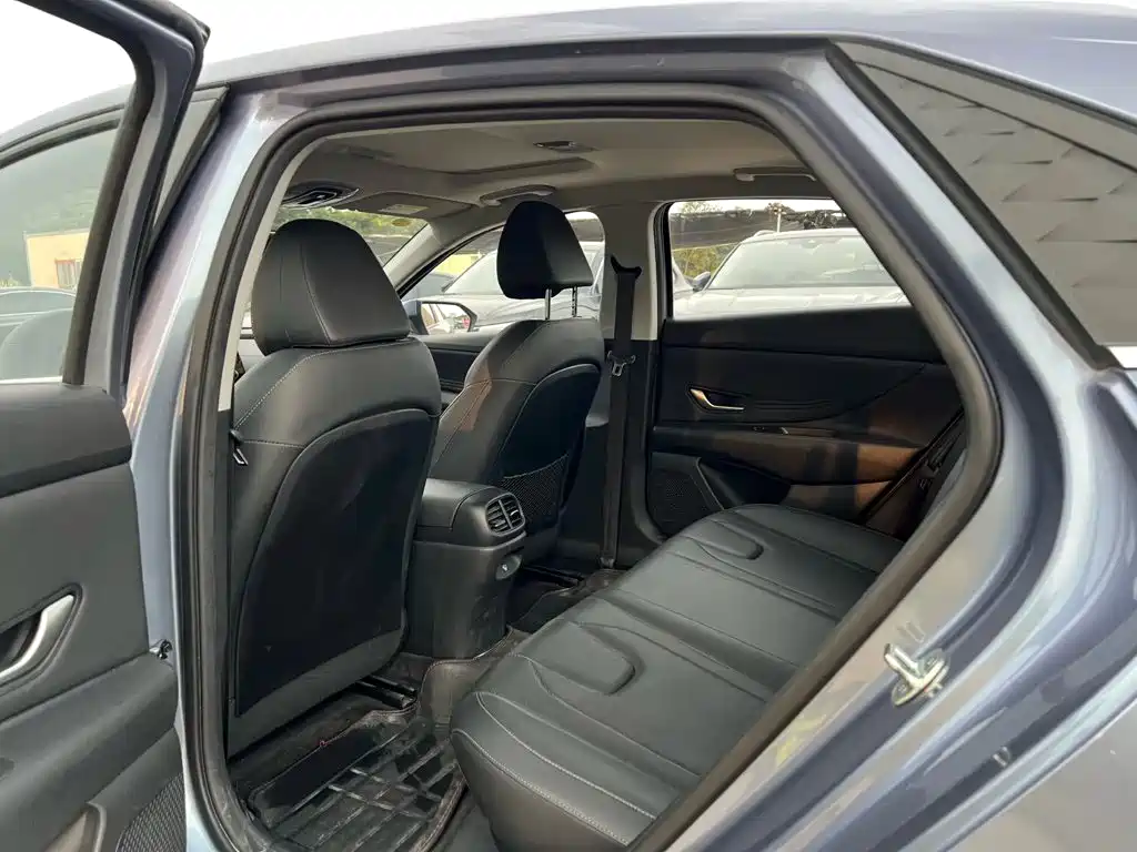 Hyundai Elantra, фото 4