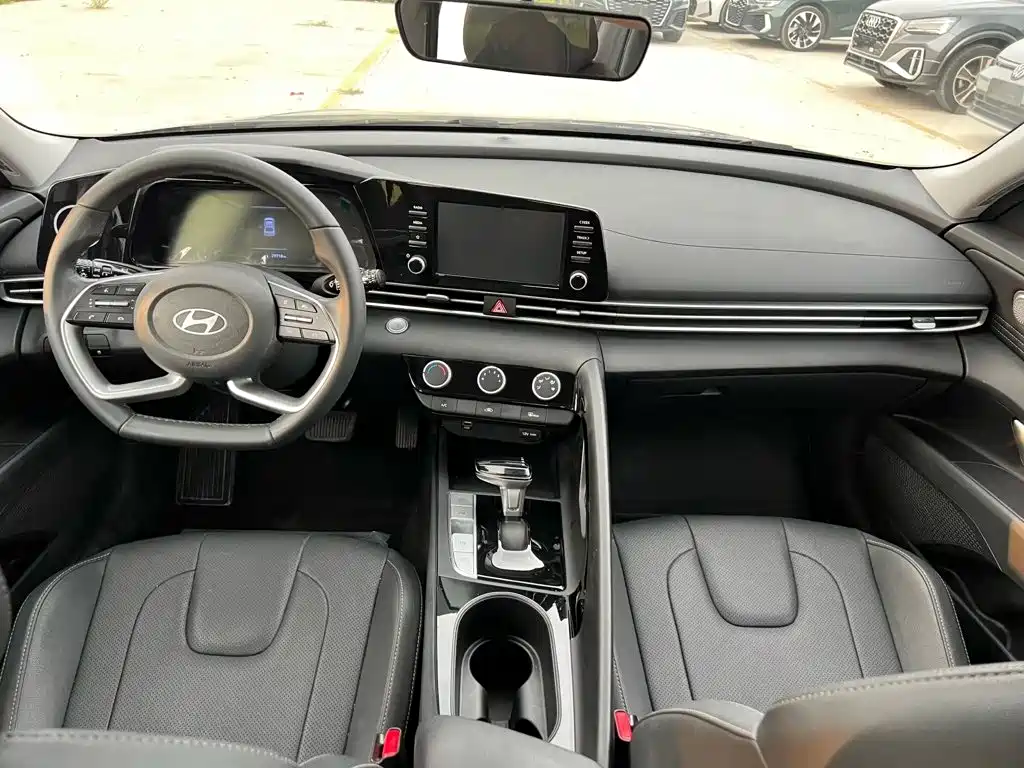 Hyundai Elantra, фото 5