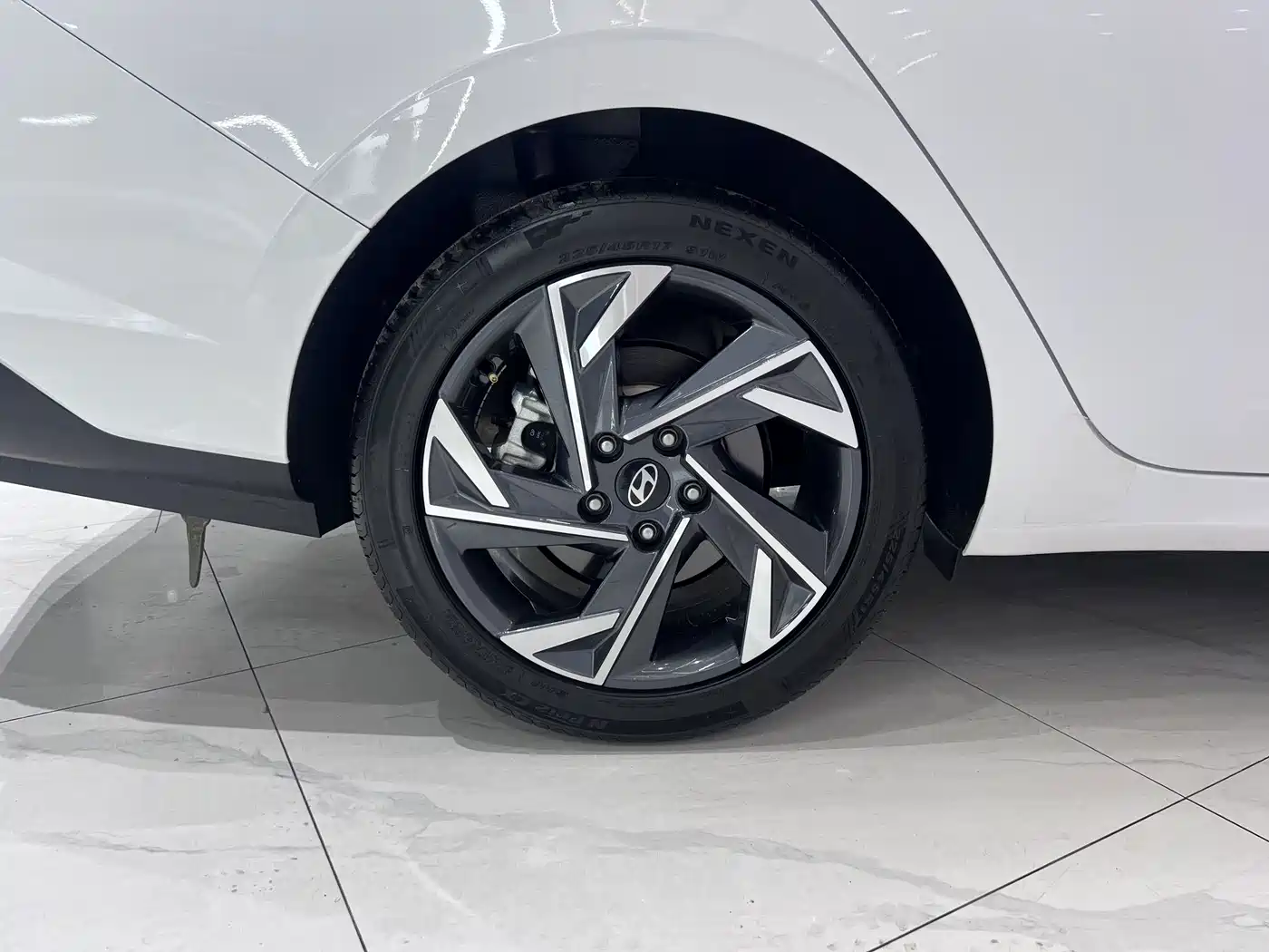 Hyundai Elantra, фото 11