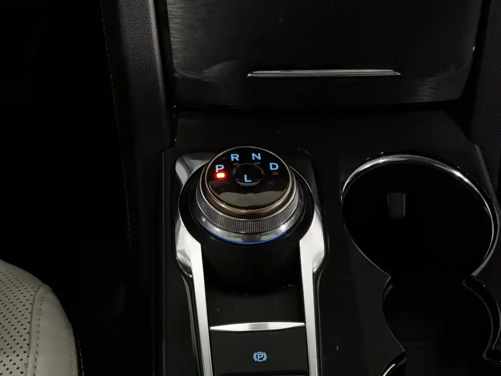 Ford Escape, фото 5