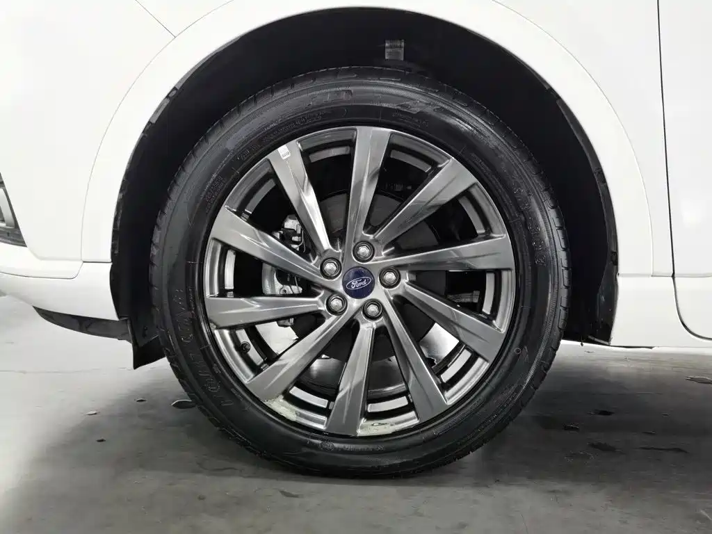 Ford Escape, фото 9
