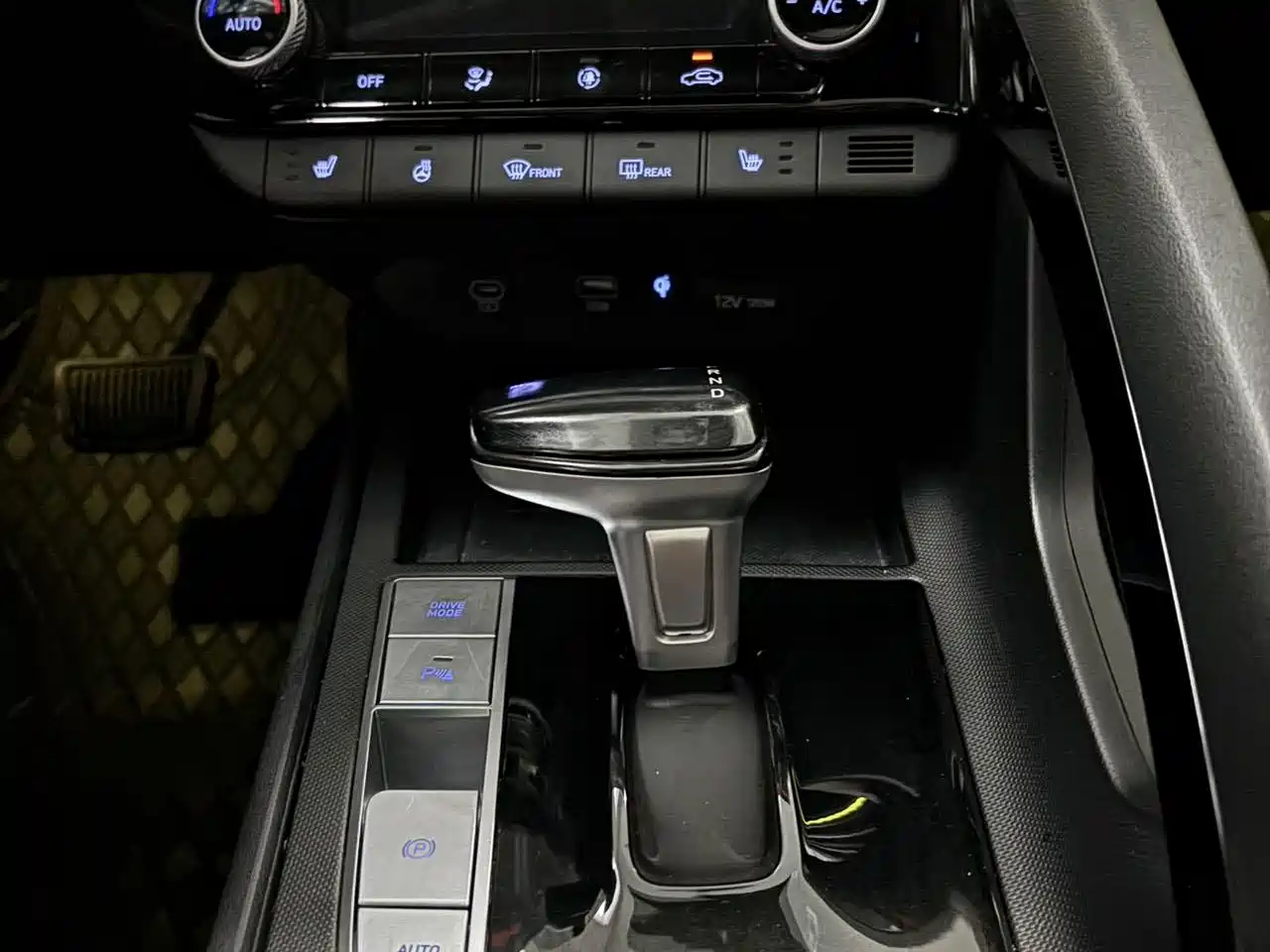 Hyundai Elantra, фото 18