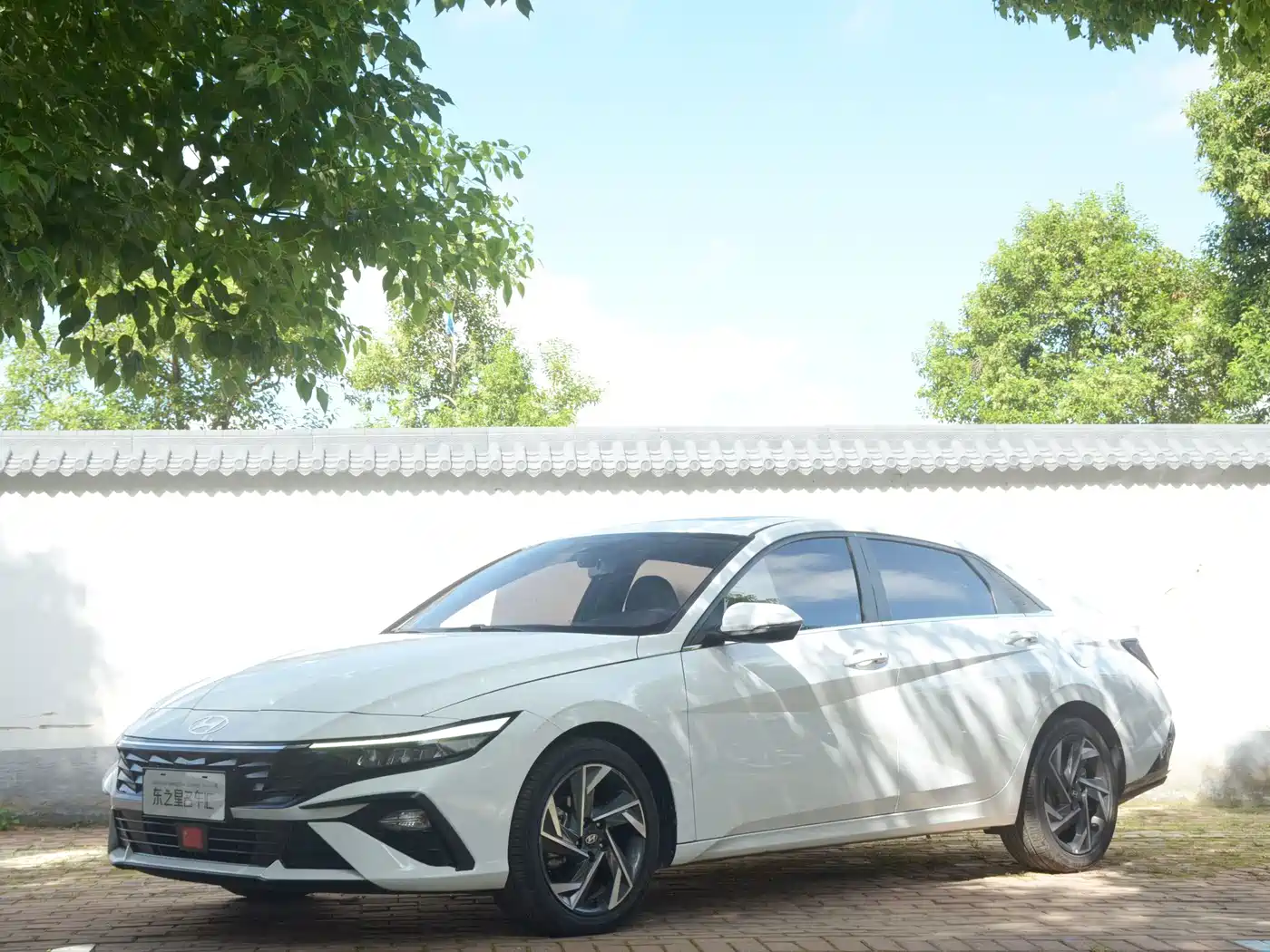 Hyundai Elantra, фото 1