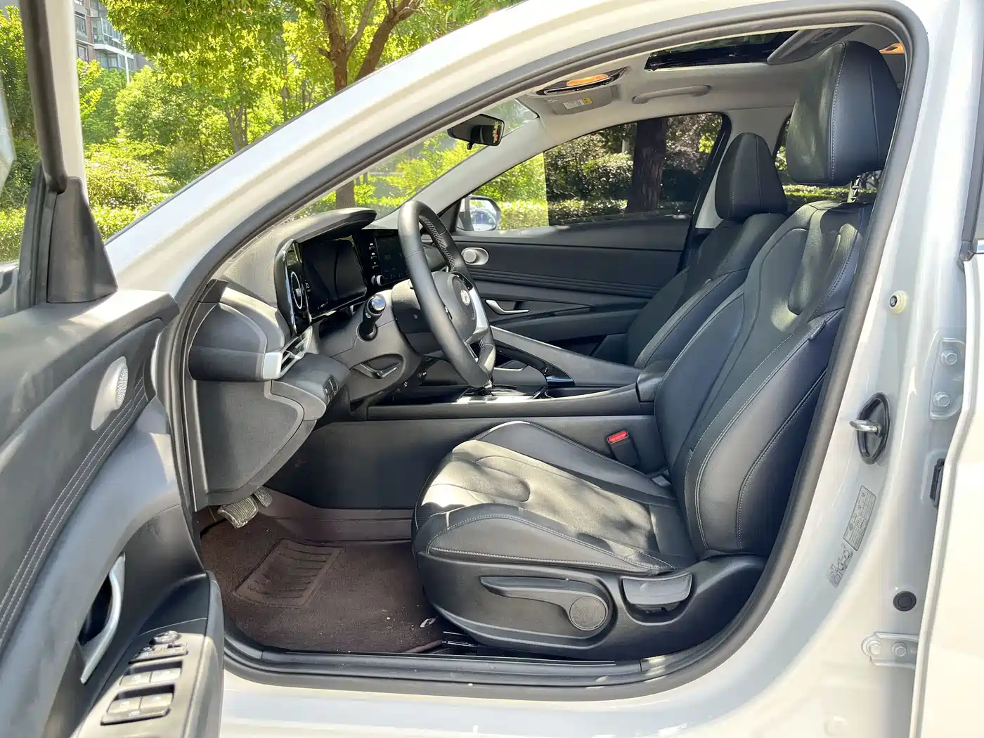 Hyundai Elantra, фото 12