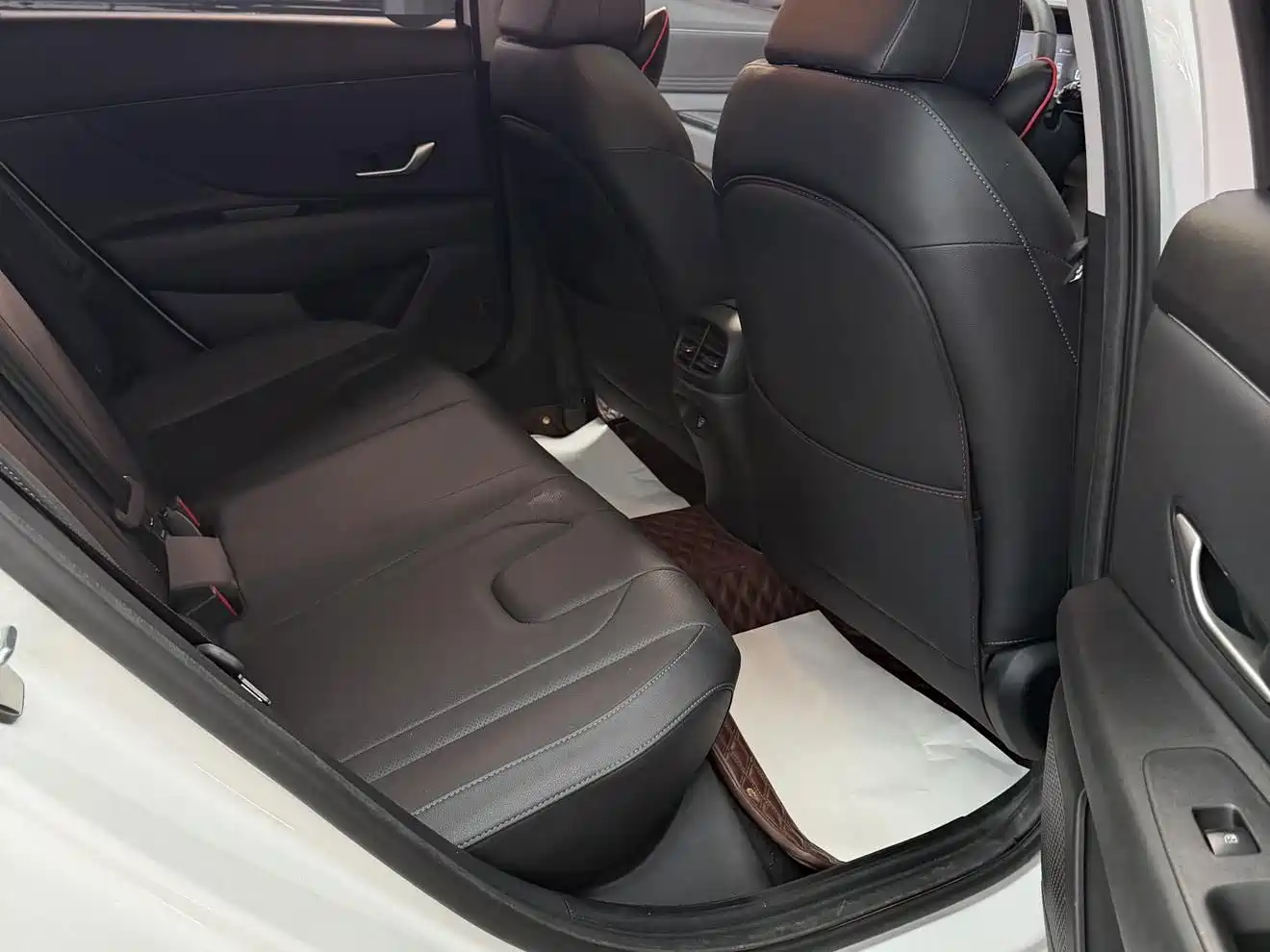 Hyundai Elantra, фото 9