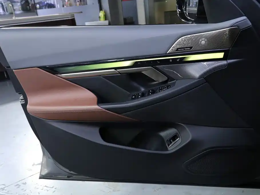 BMW i5, фото 11
