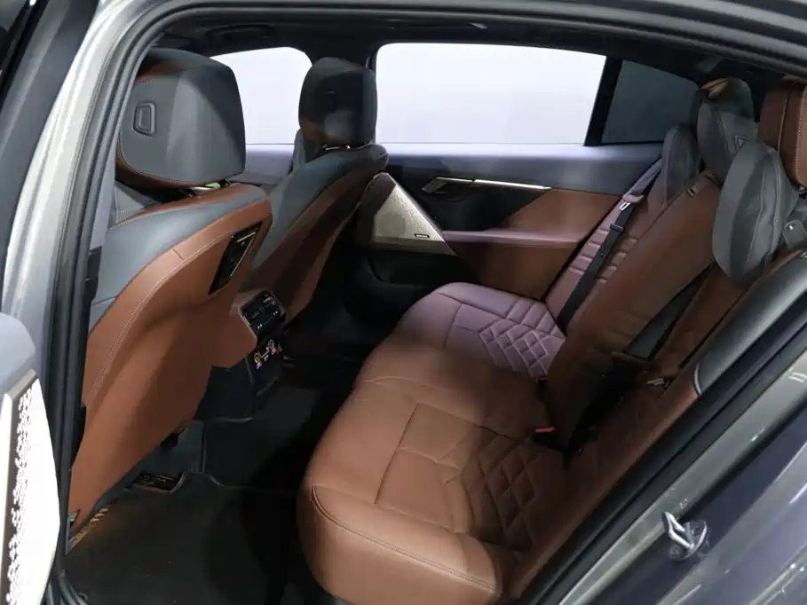 BMW i5, фото 18