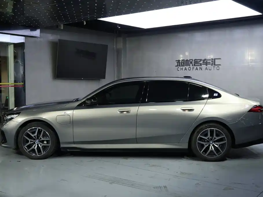 BMW i5, фото 6