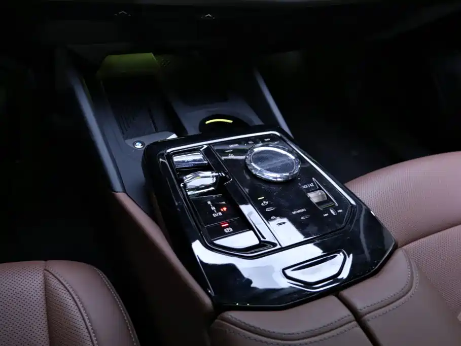 BMW i5, фото 8