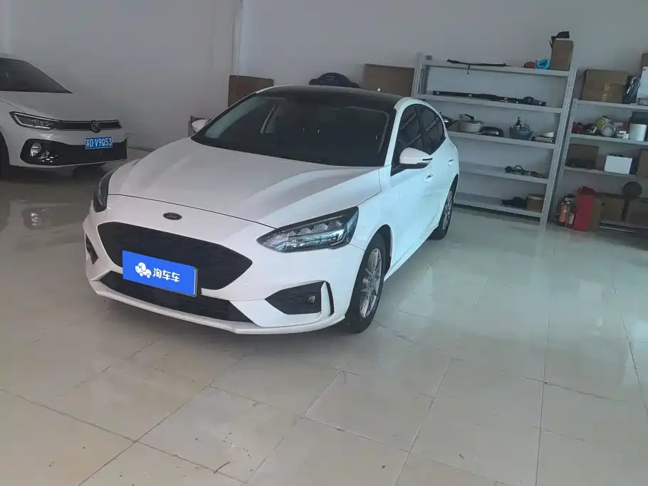 Ford Focus, фото 1