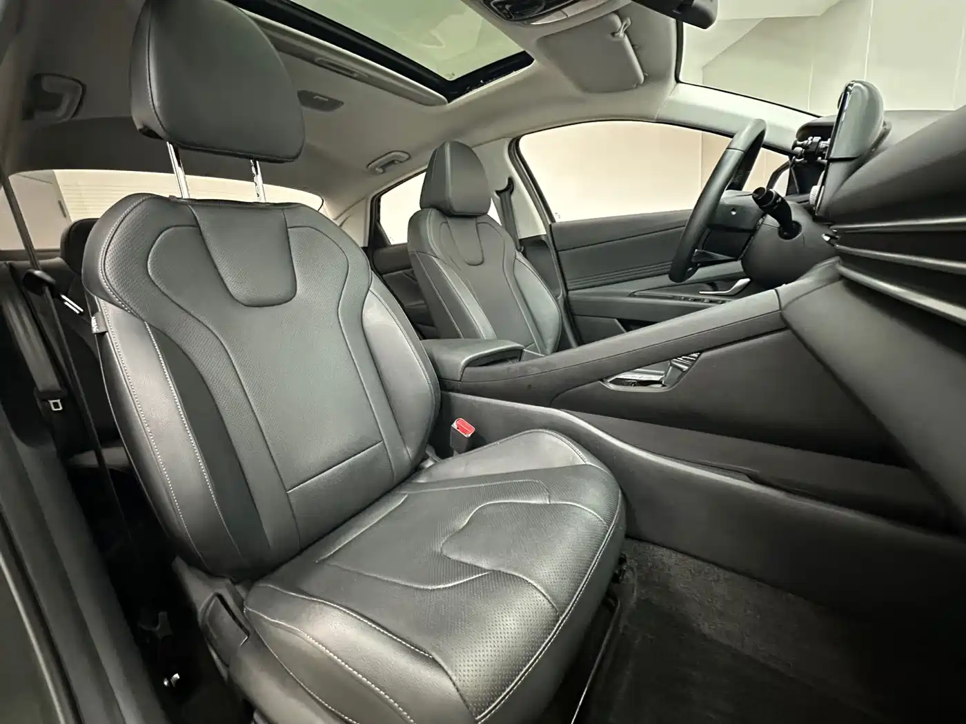Hyundai Elantra, фото 3
