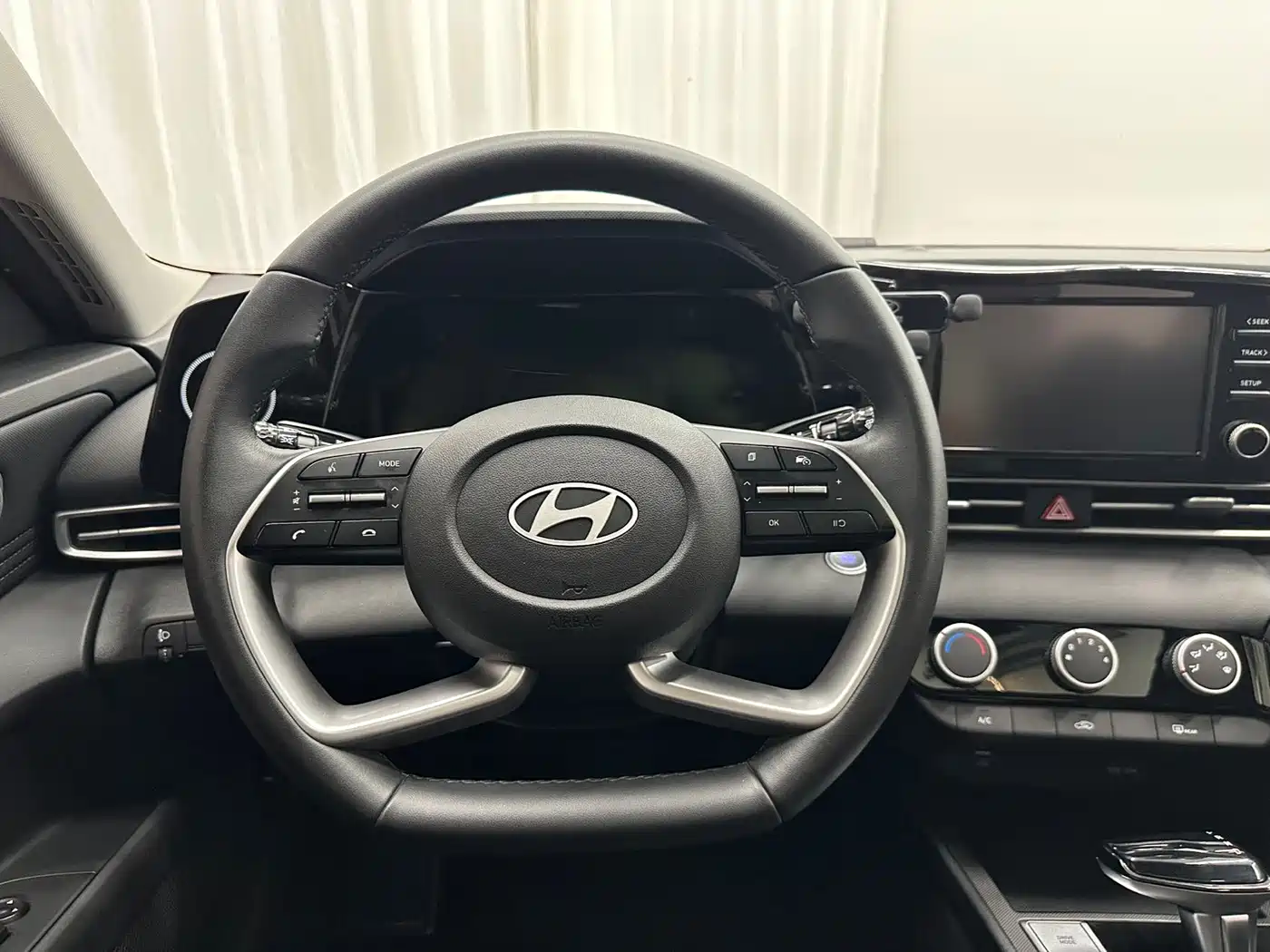 Hyundai Elantra, фото 19