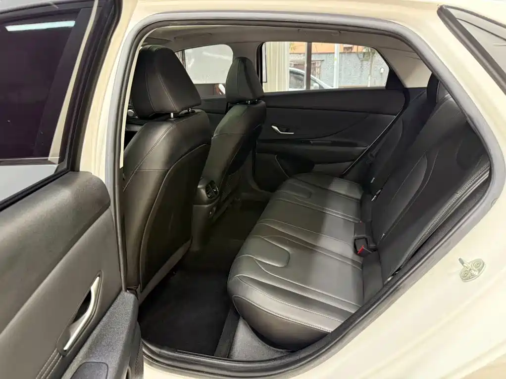 Hyundai Elantra, фото 10