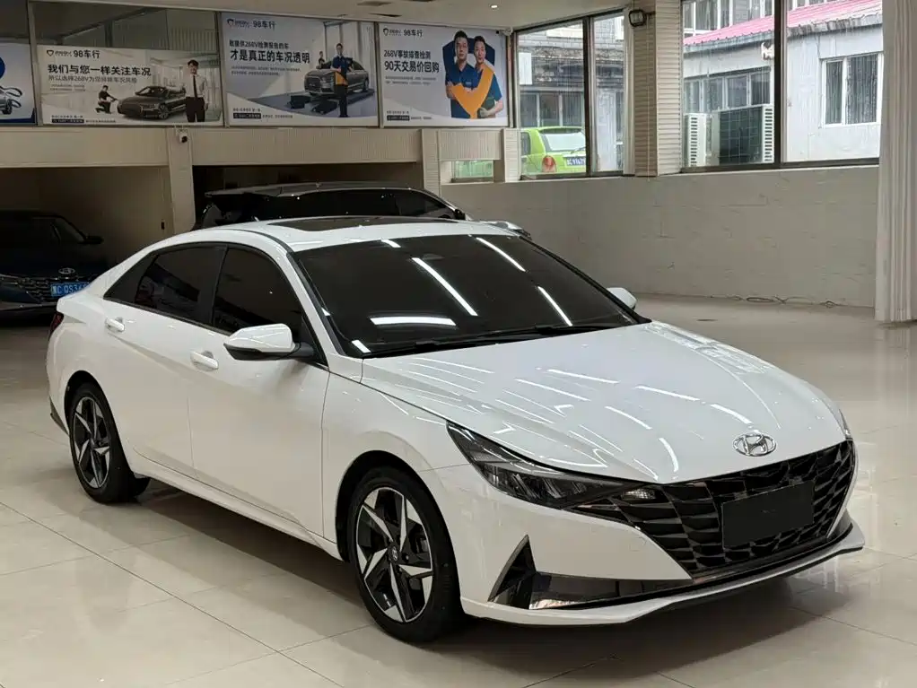 Hyundai Elantra, фото 13