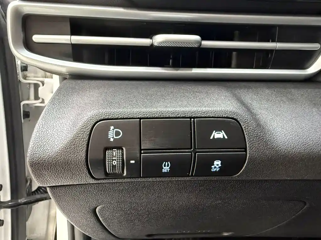 Hyundai Elantra, фото 23