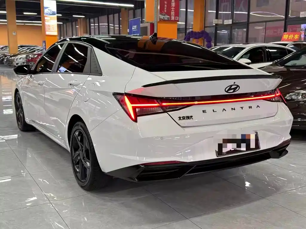 Hyundai Elantra, фото 3