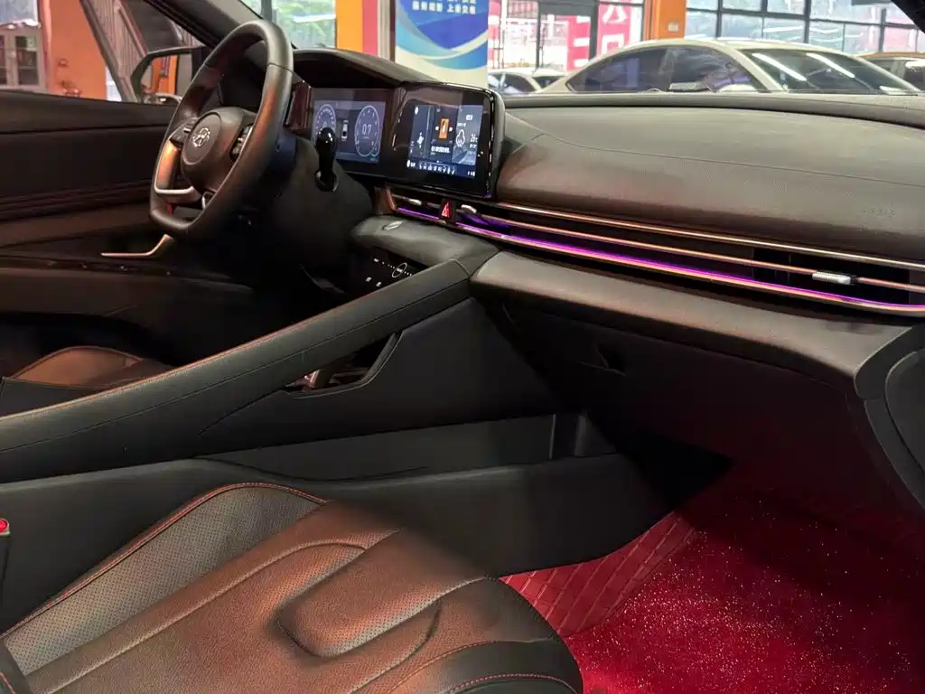 Hyundai Elantra, фото 9