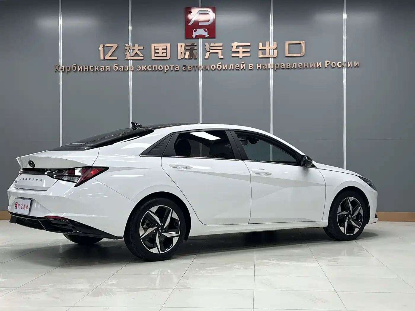 Hyundai Elantra, фото 4