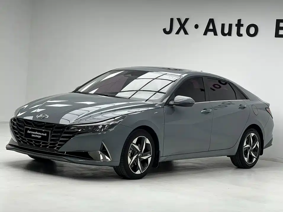 Hyundai Elantra, фото 1