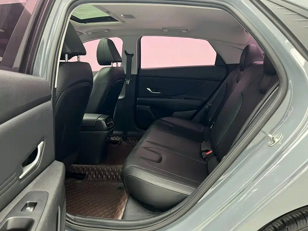 Hyundai Elantra, фото 9