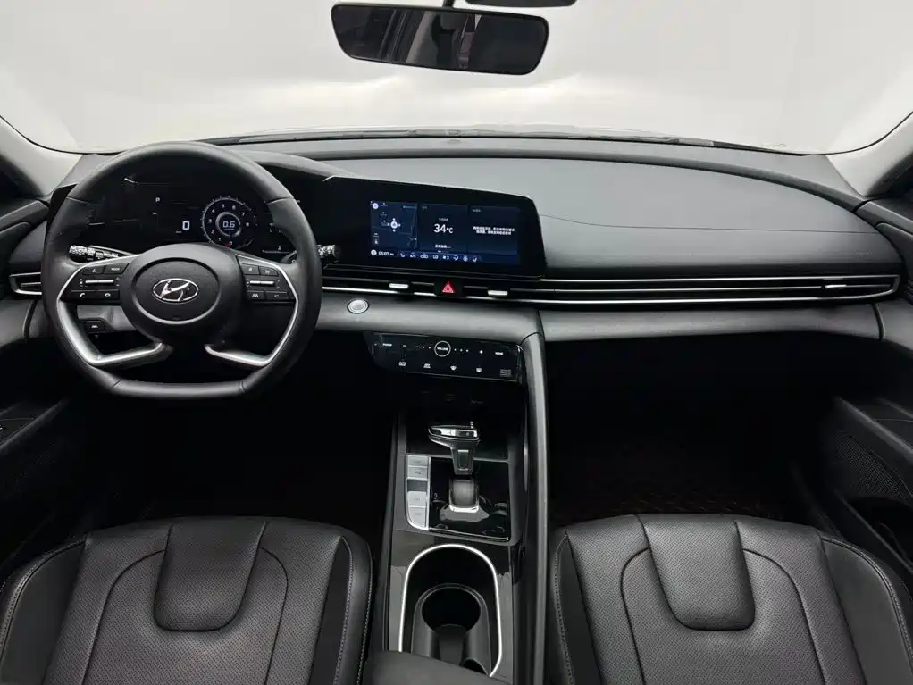 Hyundai Elantra, фото 11