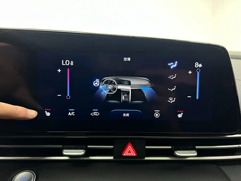 Hyundai Elantra, фото 15