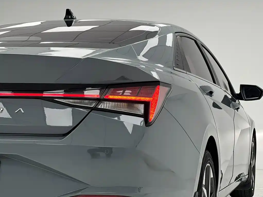 Hyundai Elantra, фото 21