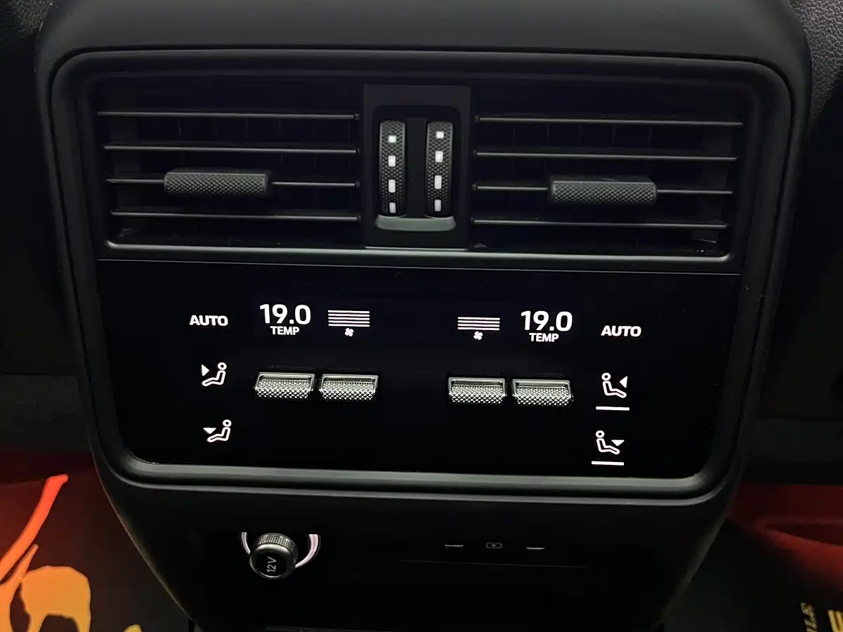 Porsche Cayenne, фото 11