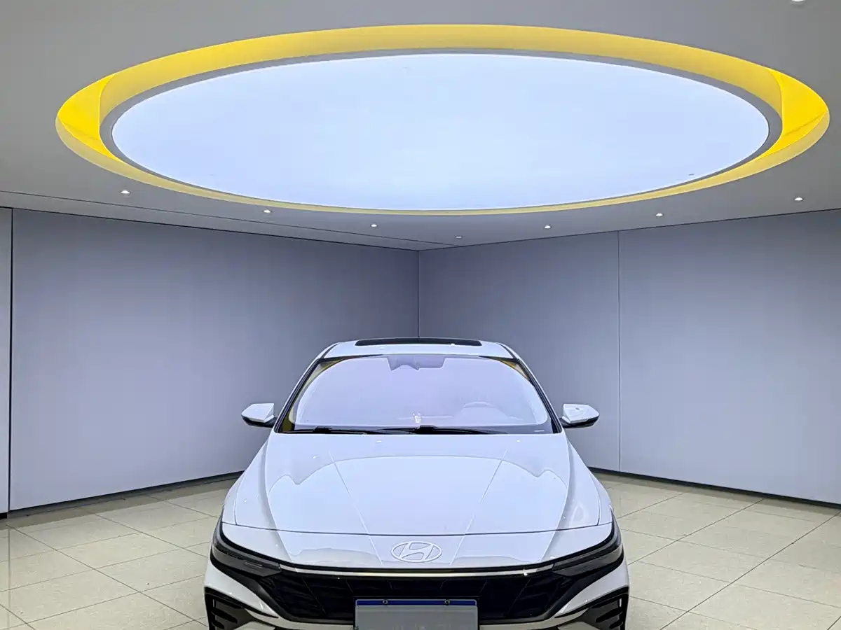 Hyundai Elantra, фото 2