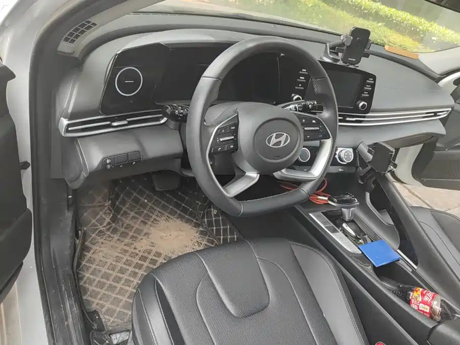 Hyundai Elantra, фото 4