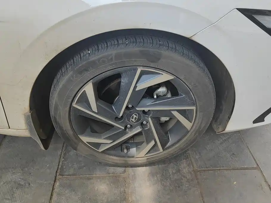 Hyundai Elantra, фото 12