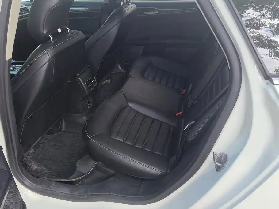 Ford Mondeo, фото 3