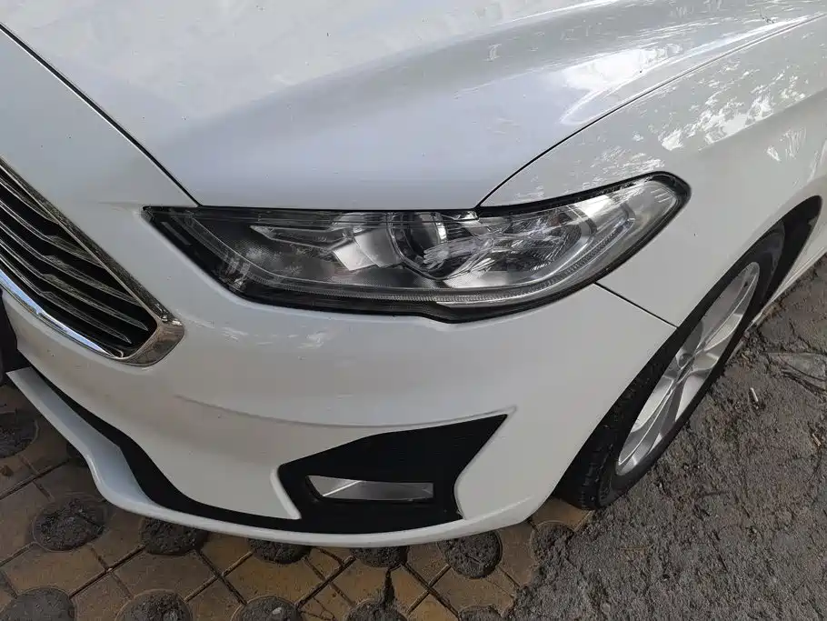 Ford Mondeo, фото 11