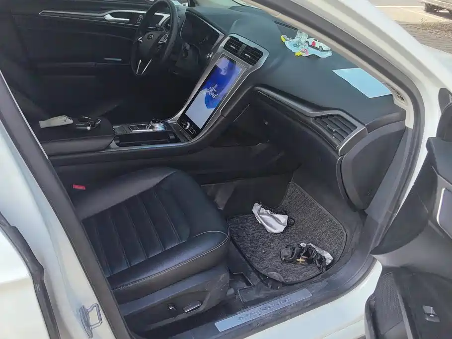 Ford Mondeo, фото 14
