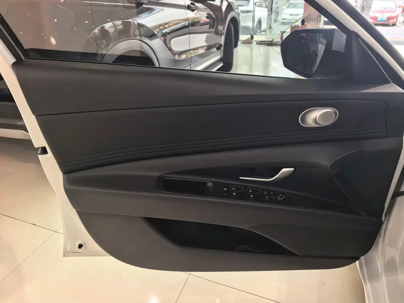 Hyundai Elantra, фото 15