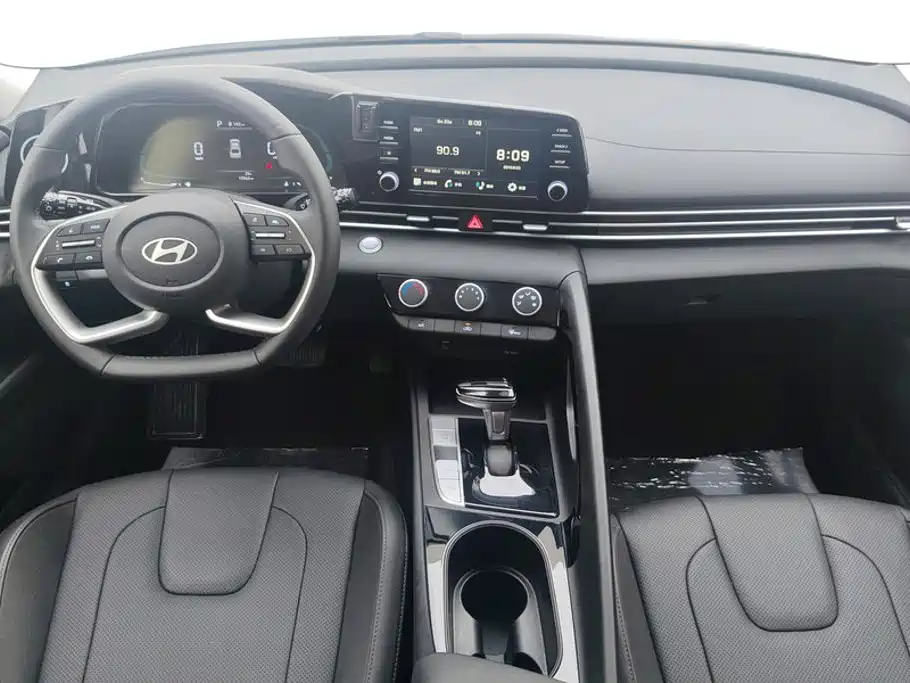 Hyundai Elantra, фото 4