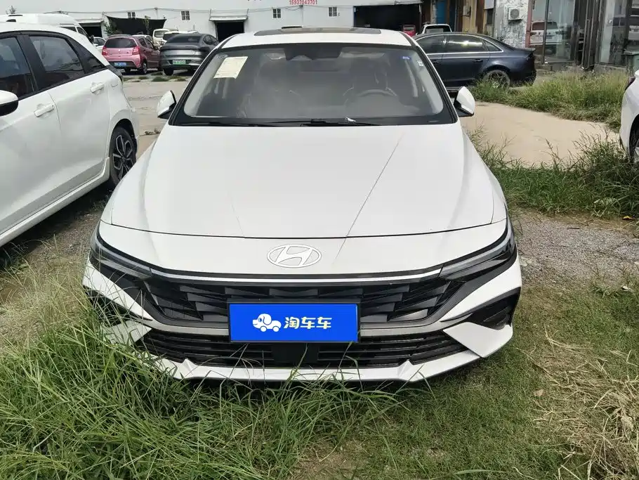 Hyundai Elantra, фото 2