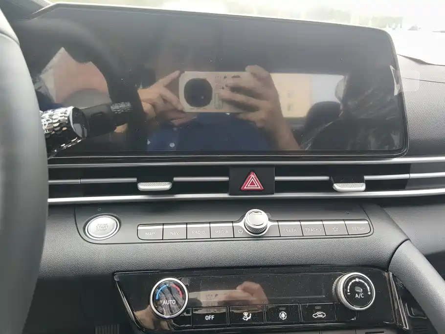 Hyundai Elantra, фото 5